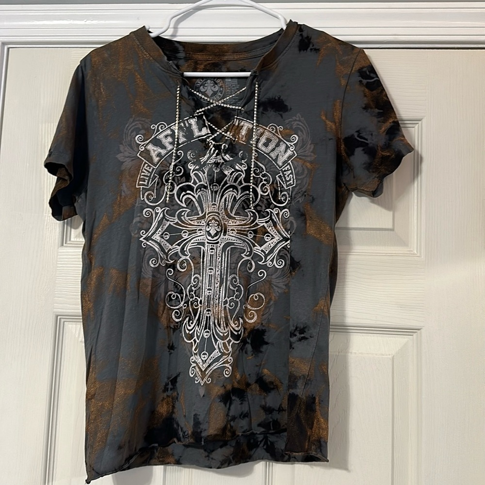 Tee shirt